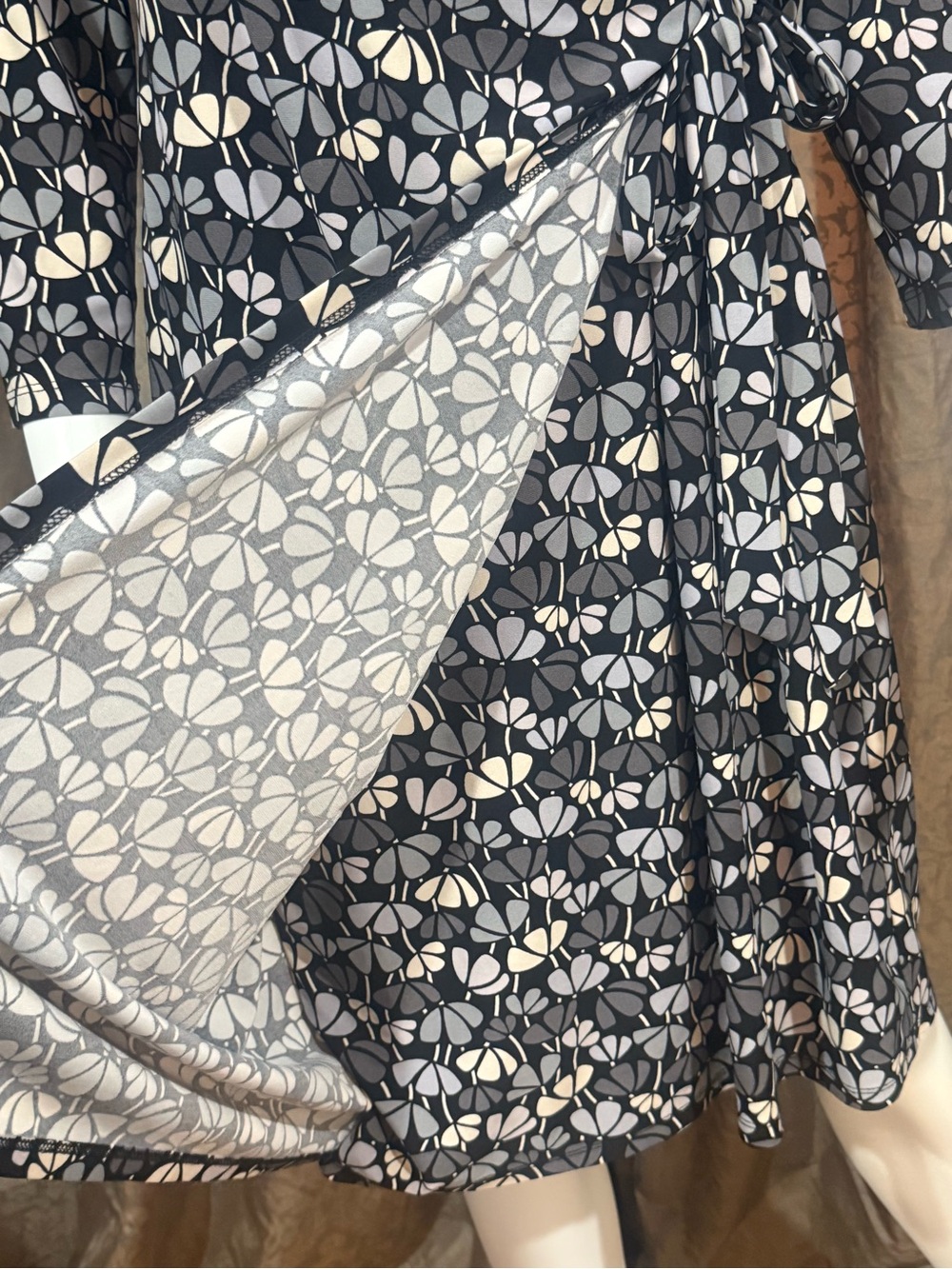 Anne Klein Gray and Cream Floral Wrap Midi Dress - Picture 5 of 9